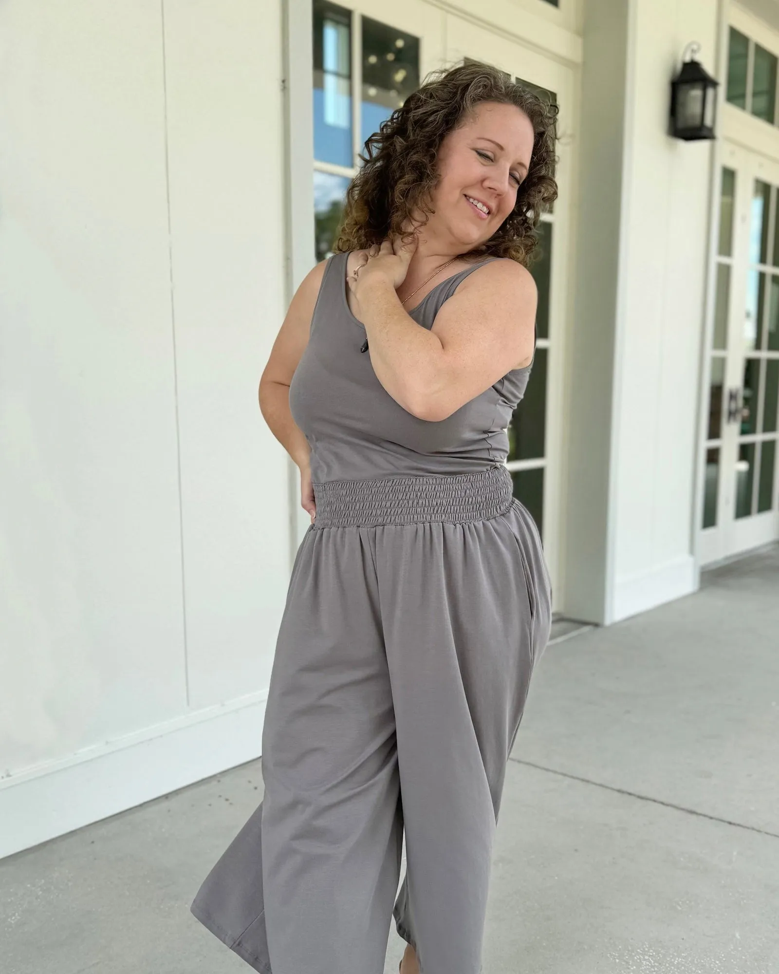 EDEN smocked capri pants in Circular Grey