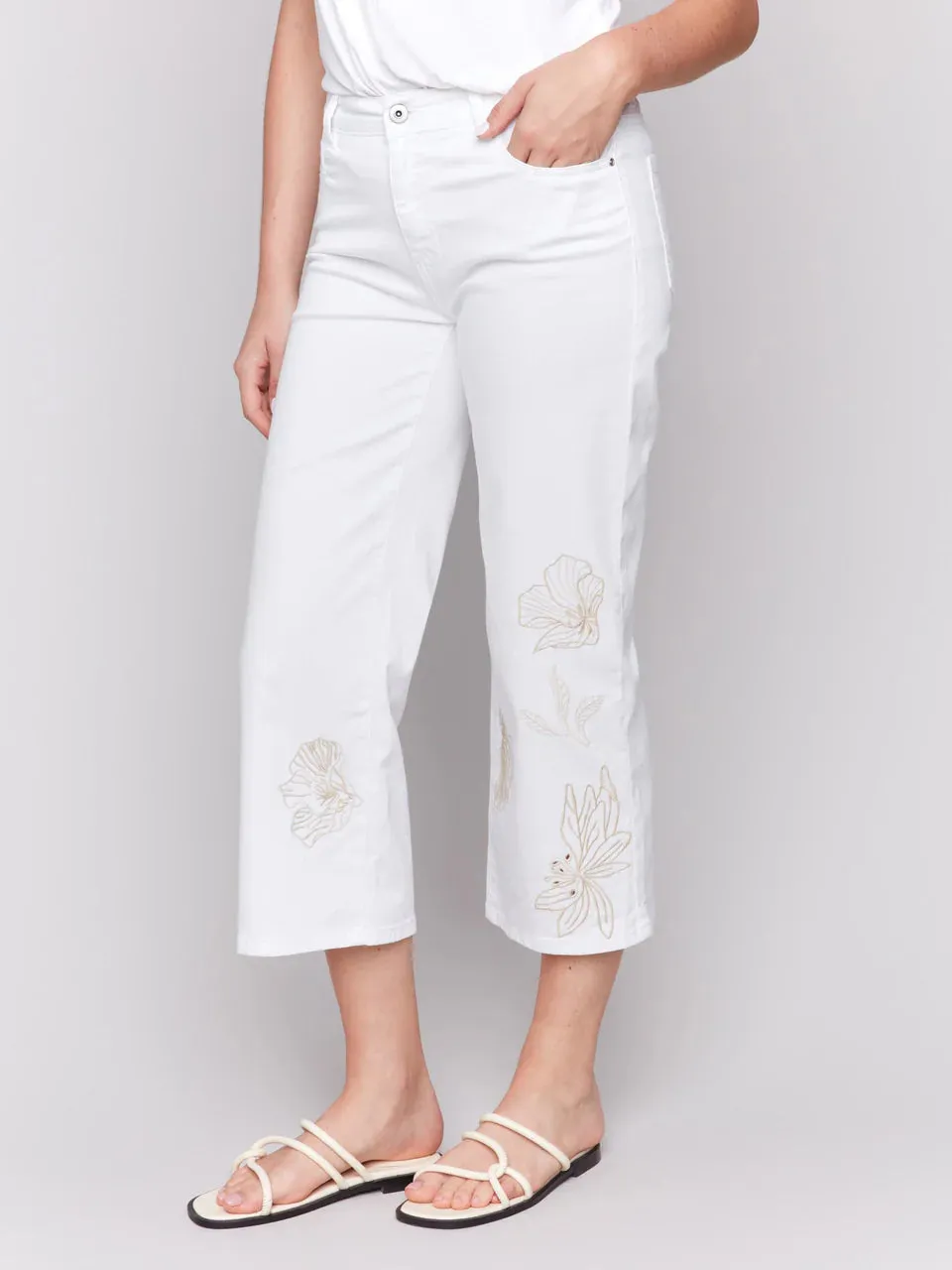 Embroidered Flower Crop Pant Blanc, White