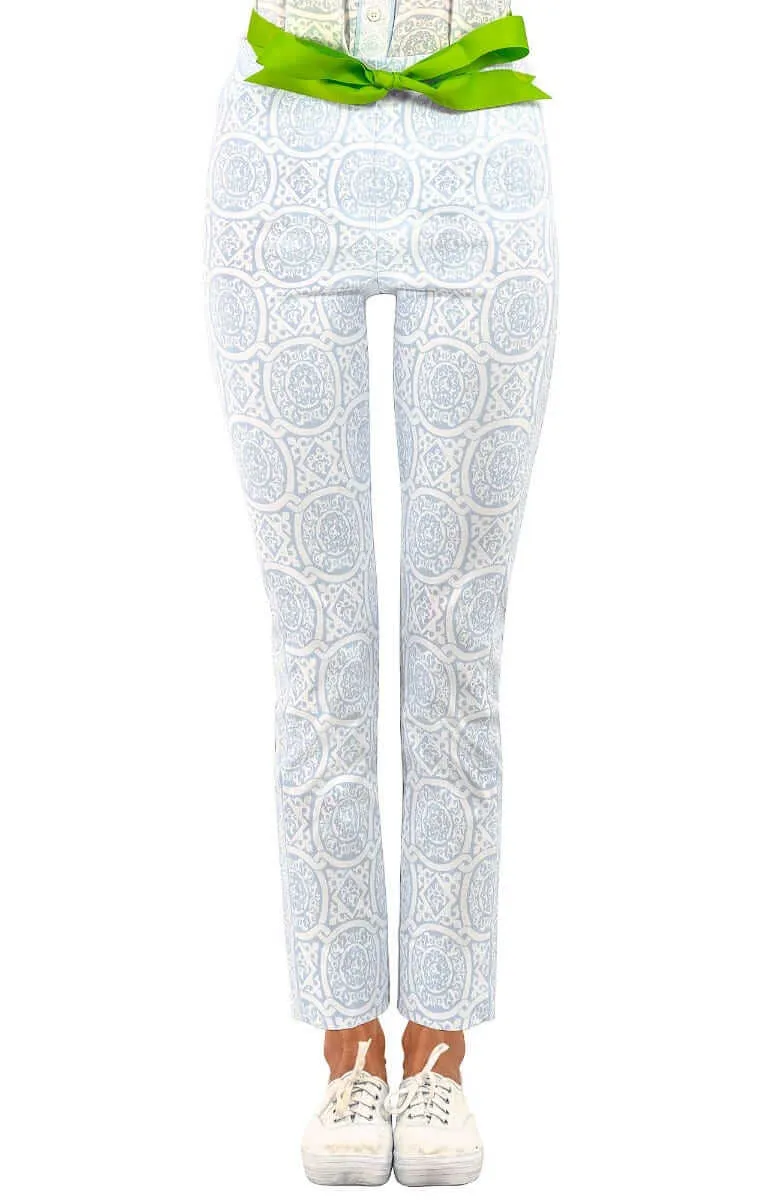 Gretchen Scott | GripeLess Pull On Pant | Women's | White/Periwinkle Sultan's Dining Room