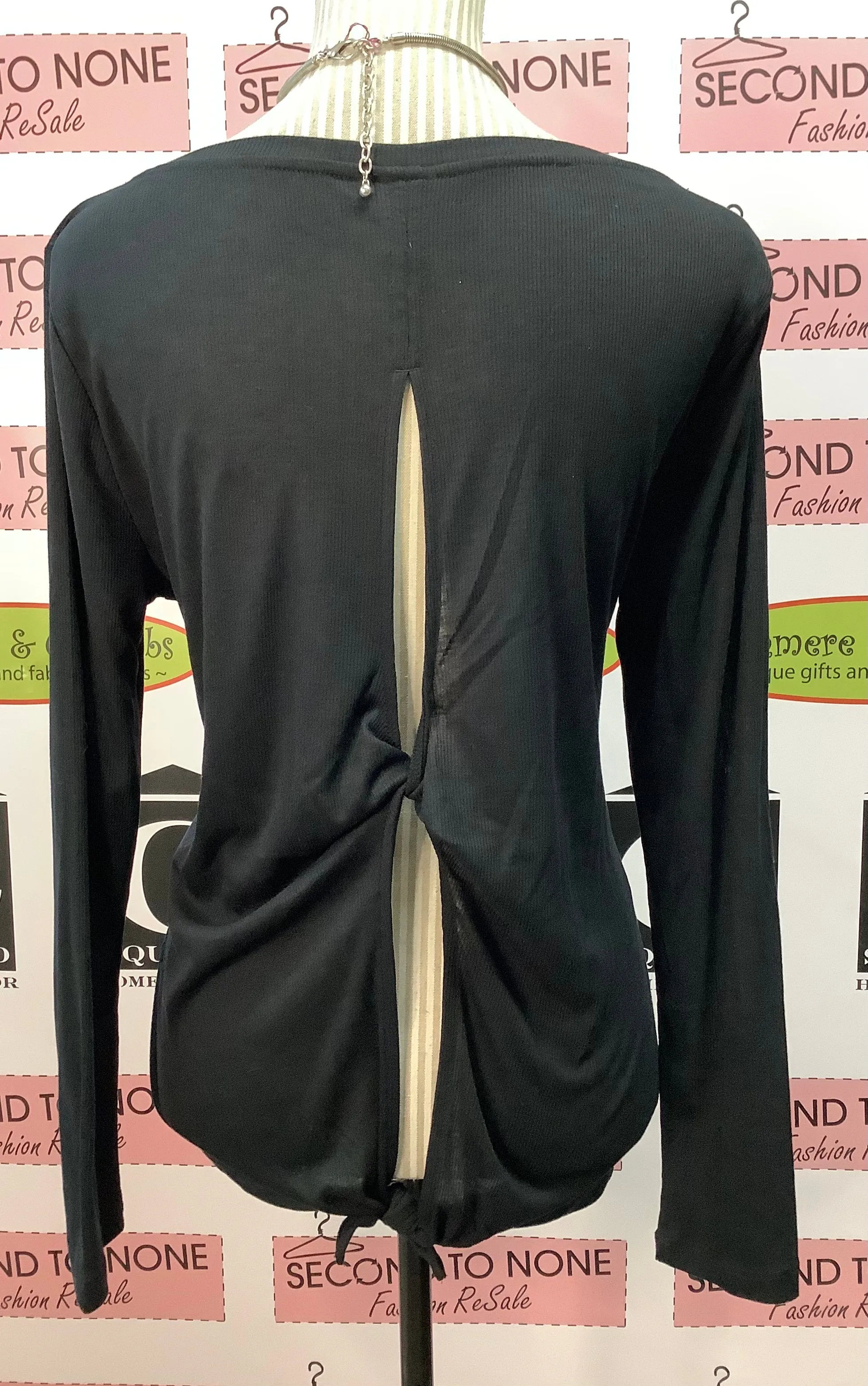 Lole Black Open-Back Top (Size L)