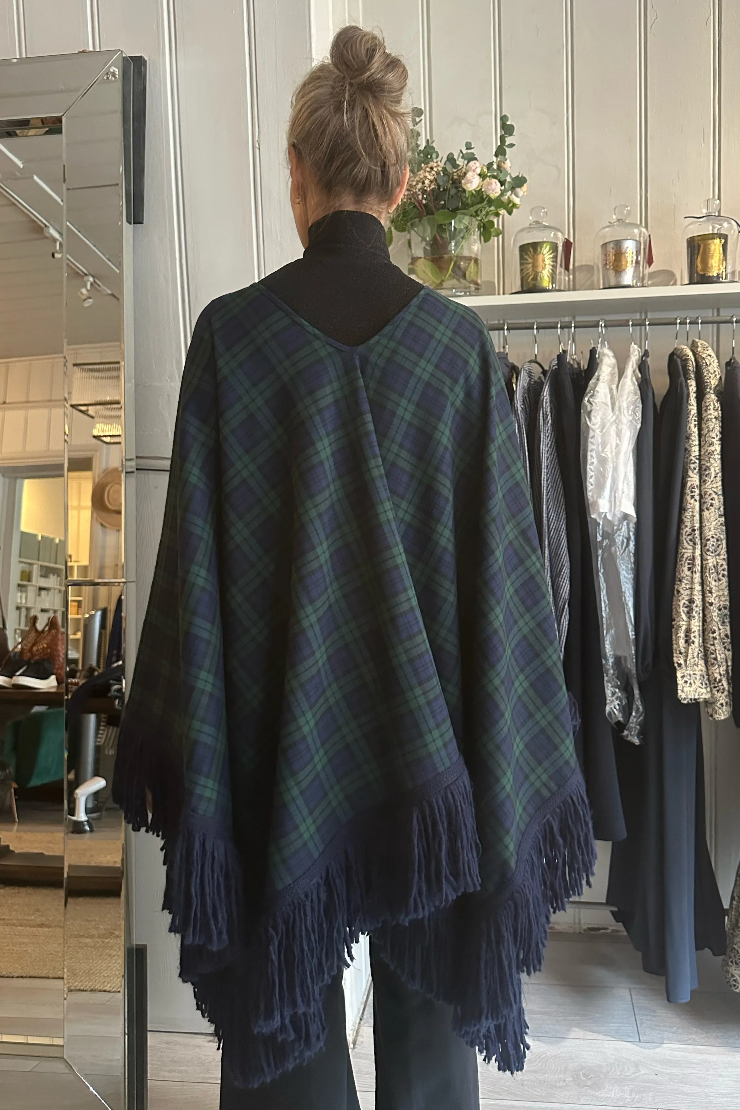 LORETTA CAPONI MAXI PONCHO IN COURMAYER