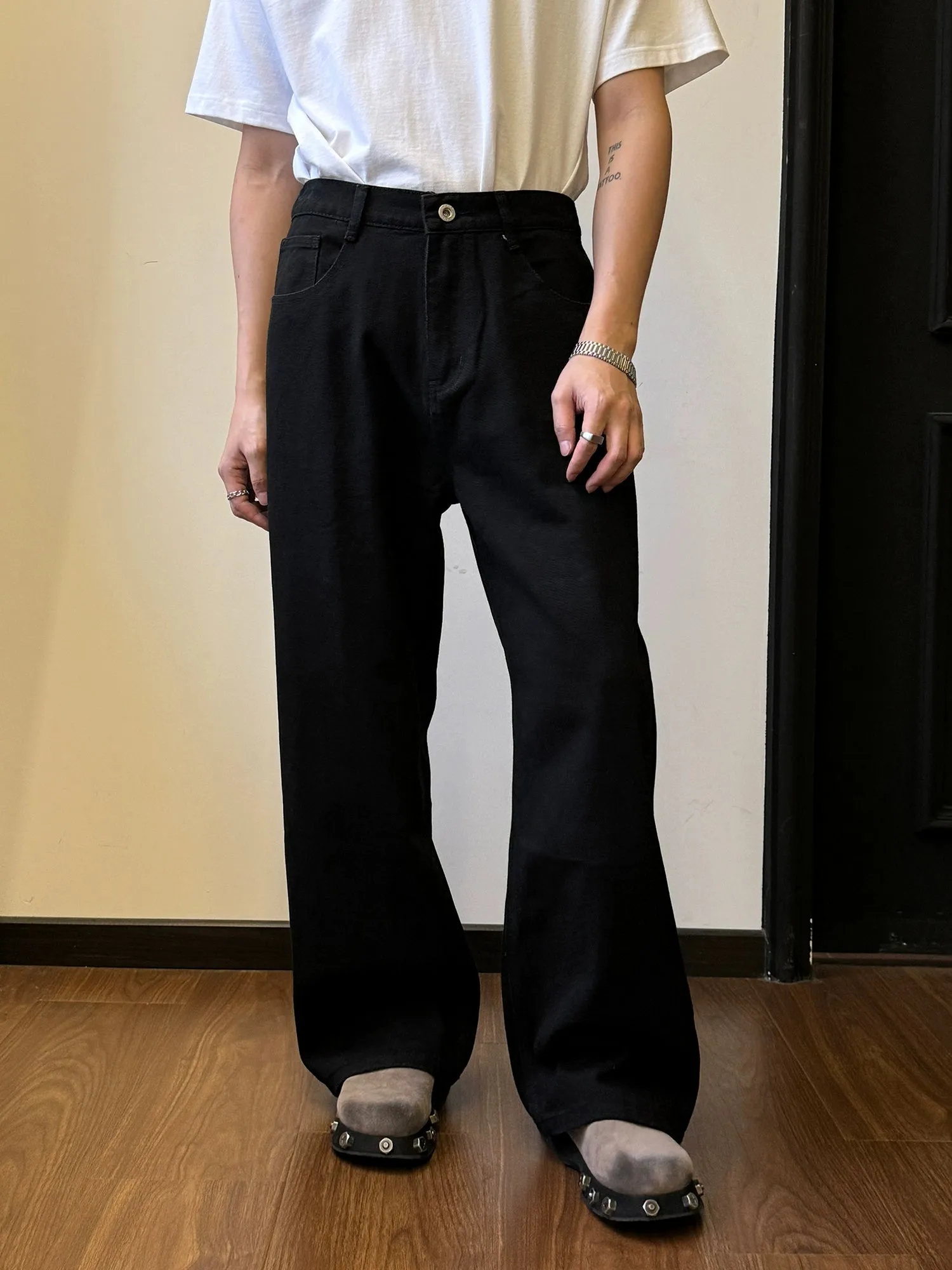 Nine Vintage Washed Straight Jeans