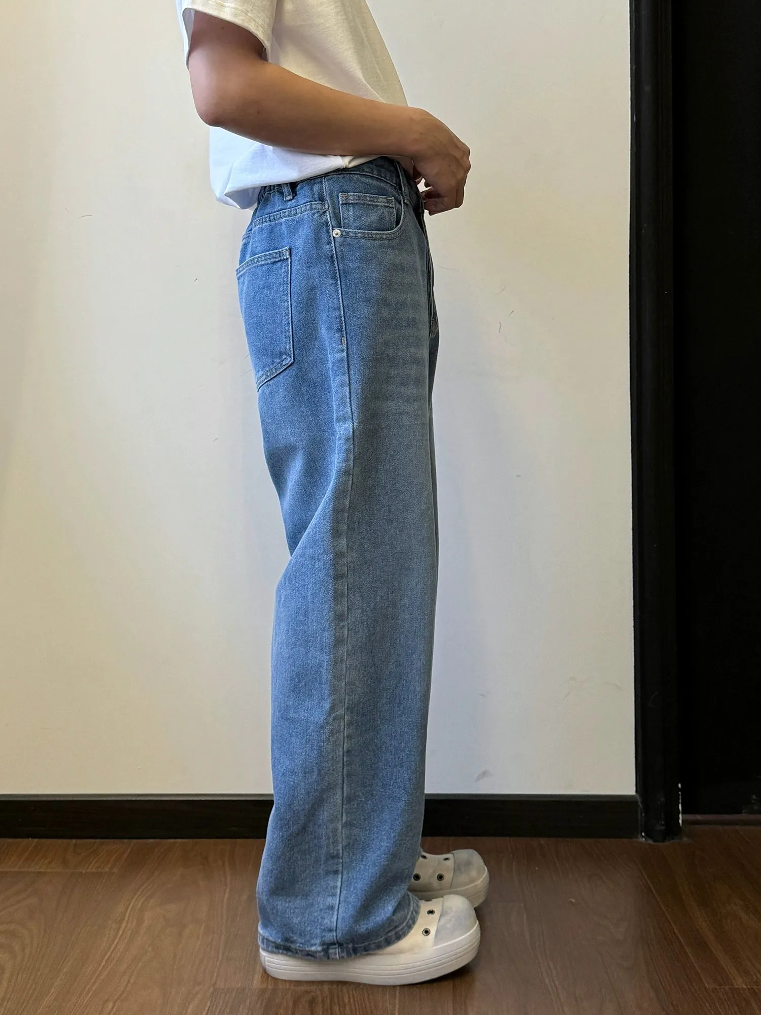 Nine Vintage Washed Straight Jeans