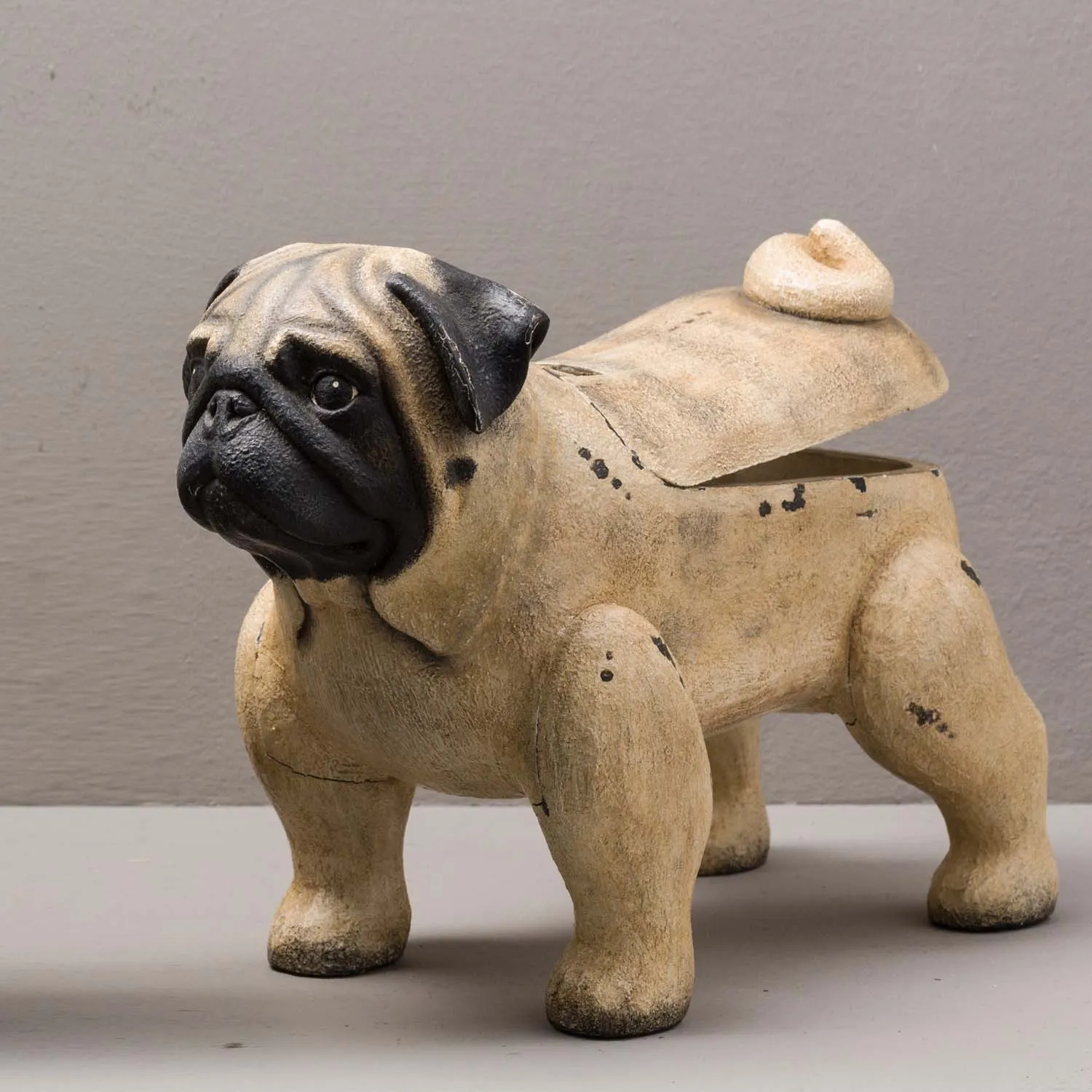 PUG BOX