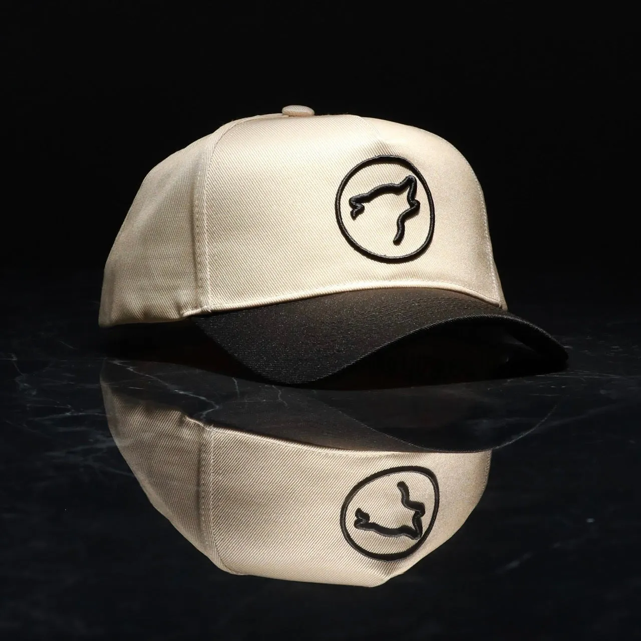 Trucker Hat Wolf Head Neutral