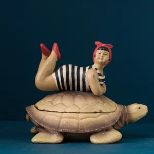 VALENTINE ON TURTLE BOX